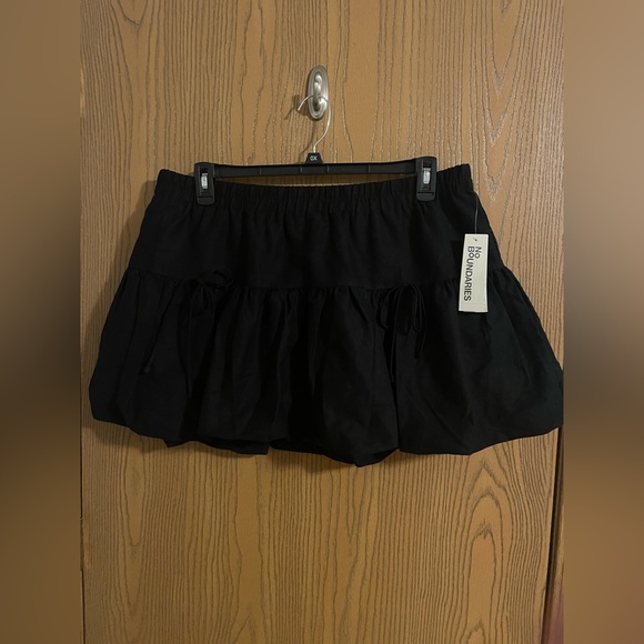No Boundaries Dresses & Skirts - NWT No Boundaries Black Bubble Hem Ribbon Mini Skirt
